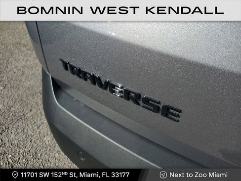 Used 2021 Chevrolet Traverse RS image 12