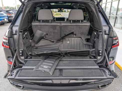 Used 2024 BMW X7 M60i w/ Executive Package AWD/4WD image 7