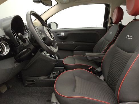 Used 2017 FIAT 500 Pop w/ Popular Equipment Package FWD image 17