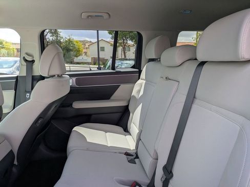 New 2026 Hyundai Santa Fe SE FWD image 24