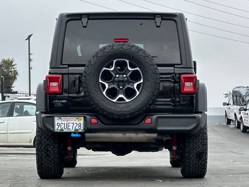 Used 2022 Jeep Wrangler Unlimited Rubicon 4xe image 6