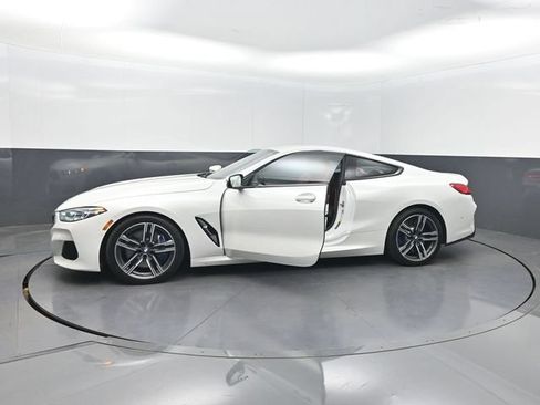 Used 2020 BMW 840i Coupe w/ M Sport Package RWD image 40