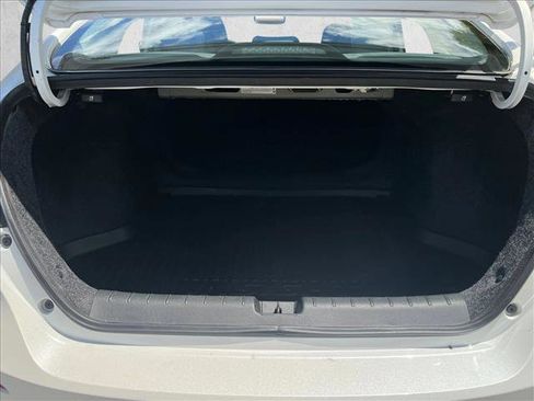 Used 2020 Honda Insight EX image 6