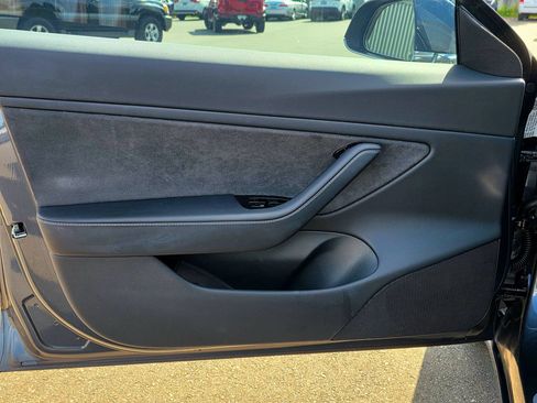 Used 2018 Tesla Model 3 Long Range AWD/4WD image 41