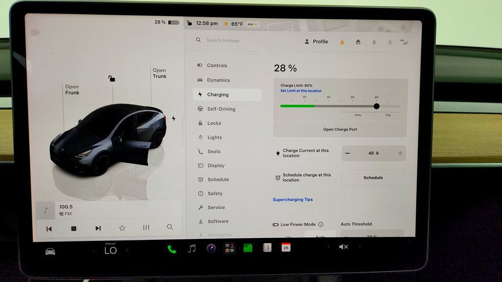 Used 2022 Tesla Model Y Performance AWD/4WD image 19