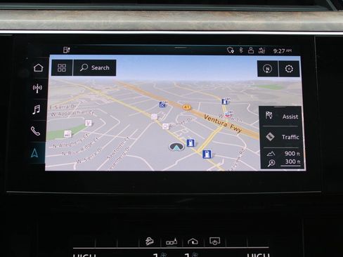 Used 2019 Audi e-tron Premium Plus image 20