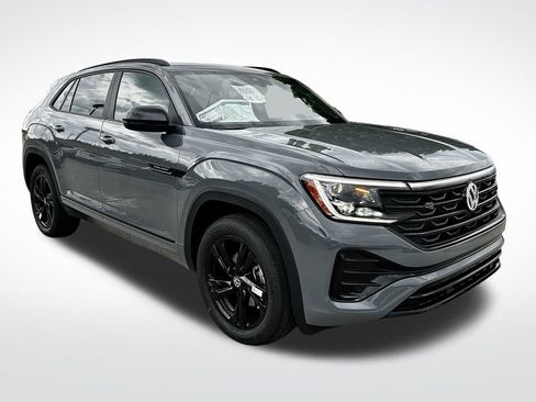 New 2026 Volkswagen Atlas Cross Sport SEL R-Line image 2
