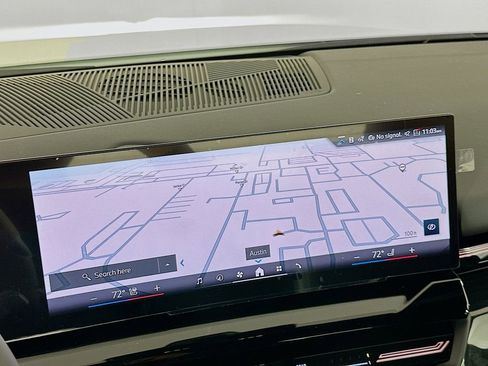 Used 2025 BMW 530i 530i w/ M Sport Package image 12