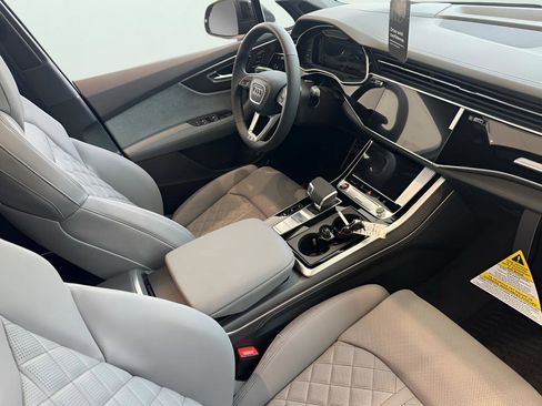 New 2026 Audi SQ7 Prestige image 43