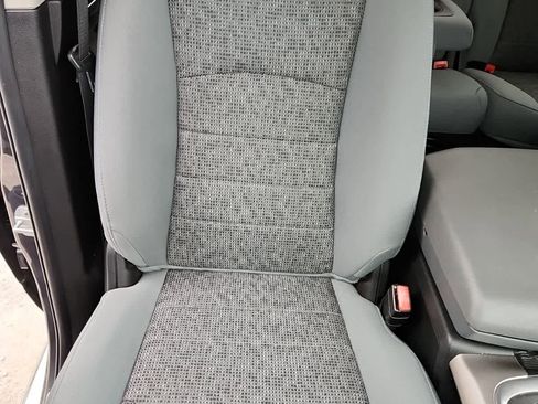 Used 2018 RAM 3500 SLT image 18