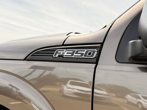 Used 2016 Ford F350 2WD Regular Cab Super Duty image 6