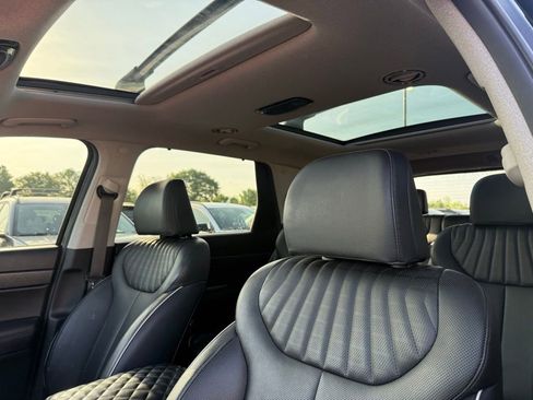 Used 2024 Hyundai Palisade Limited image 21