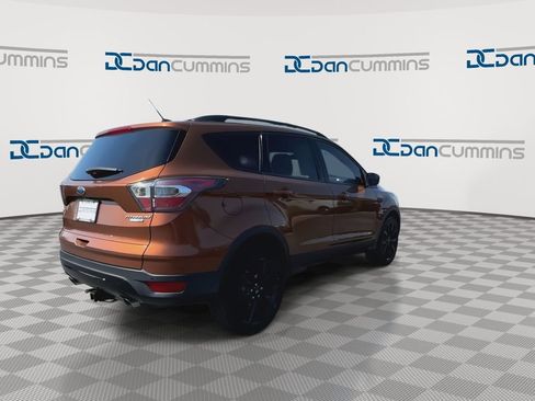 Used 2017 Ford Escape Titanium AWD/4WD image 8