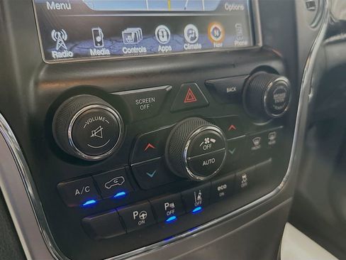 Used 2017 Jeep Grand Cherokee SRT AWD/4WD image 17