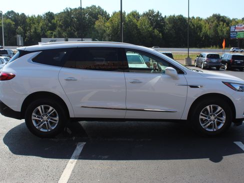 Used 2018 Buick Enclave Essence FWD image 5
