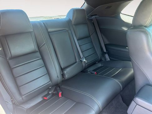 Used 2009 Dodge Challenger R/T RWD image 23