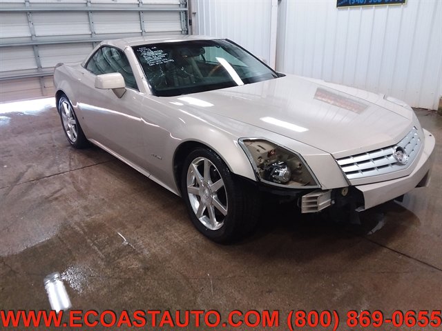 Used 2006 Cadillac XLR RWD image 1