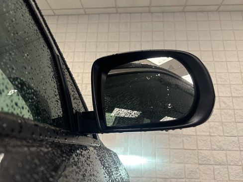 Used 2022 Jeep Compass Limited image 30