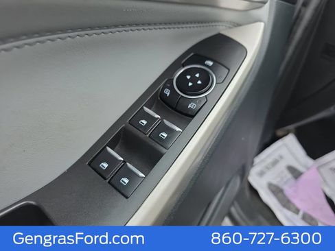 Certified 2023 Ford Explorer XLT w/ Equipment Group 202A AWD/4WD image 22