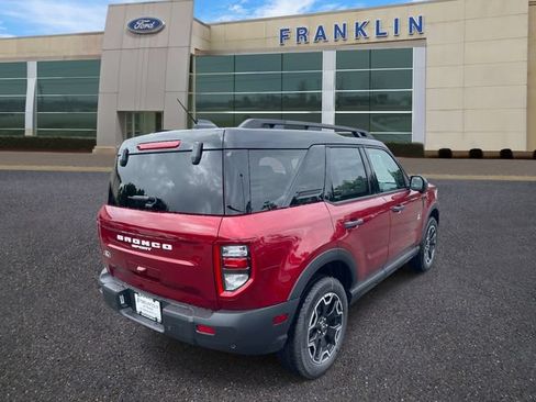 New 2026 Ford Bronco Sport Outer Banks w/ Outer Banks Tech Package+ AWD/4WD image 3