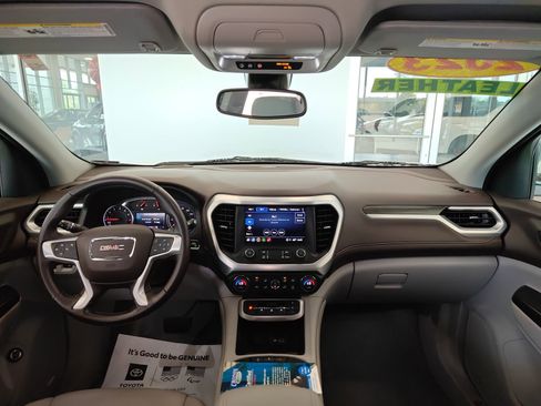 Used 2023 GMC Acadia SLT AWD/4WD image 31