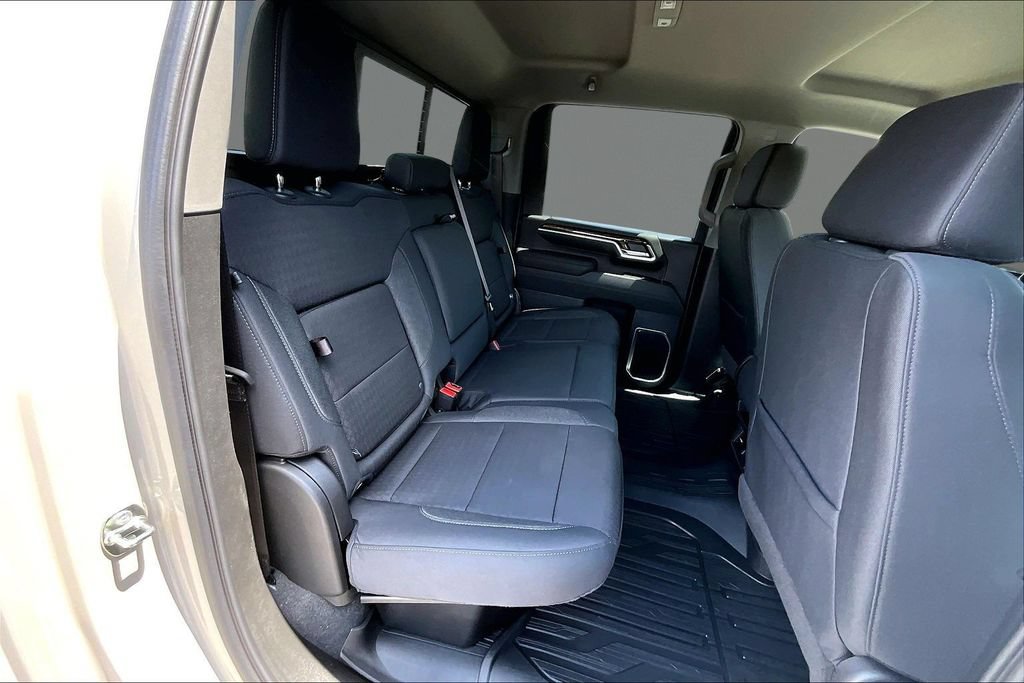 New 2026 GMC Sierra 2500 SLE w/ Max Trailering Package AWD/4WD image 10