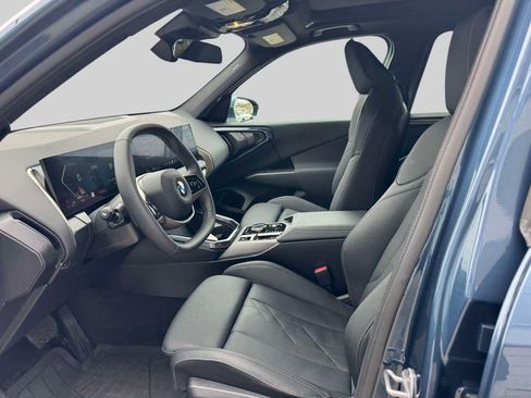 Certified 2025 BMW X3 xDrive30i image 11