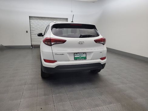 Used 2017 Hyundai Tucson SE image 6