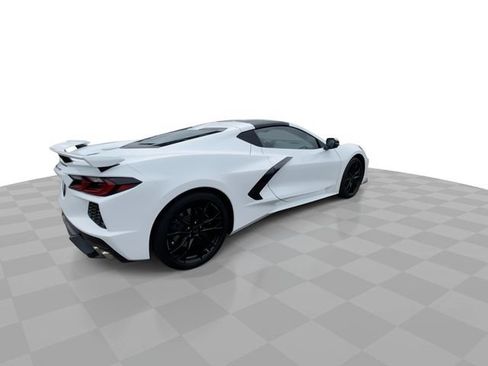 Used 2025 Chevrolet Corvette Stingray Preferred Cpe w/ Z51 Performance Package RWD image 2