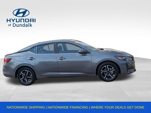 Used 2025 Nissan Sentra SV image 13