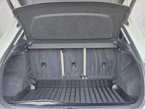 Used 2020 Audi Q3 2.0T Premium w/ Convenience Package image 5