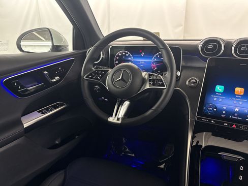 Certified 2026 Mercedes-Benz GLC 300 image 29