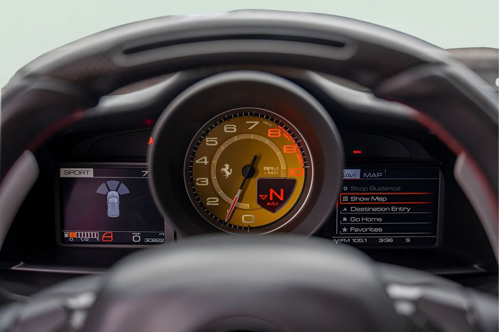 Used 2016 Ferrari 488 GTB RWD image 23