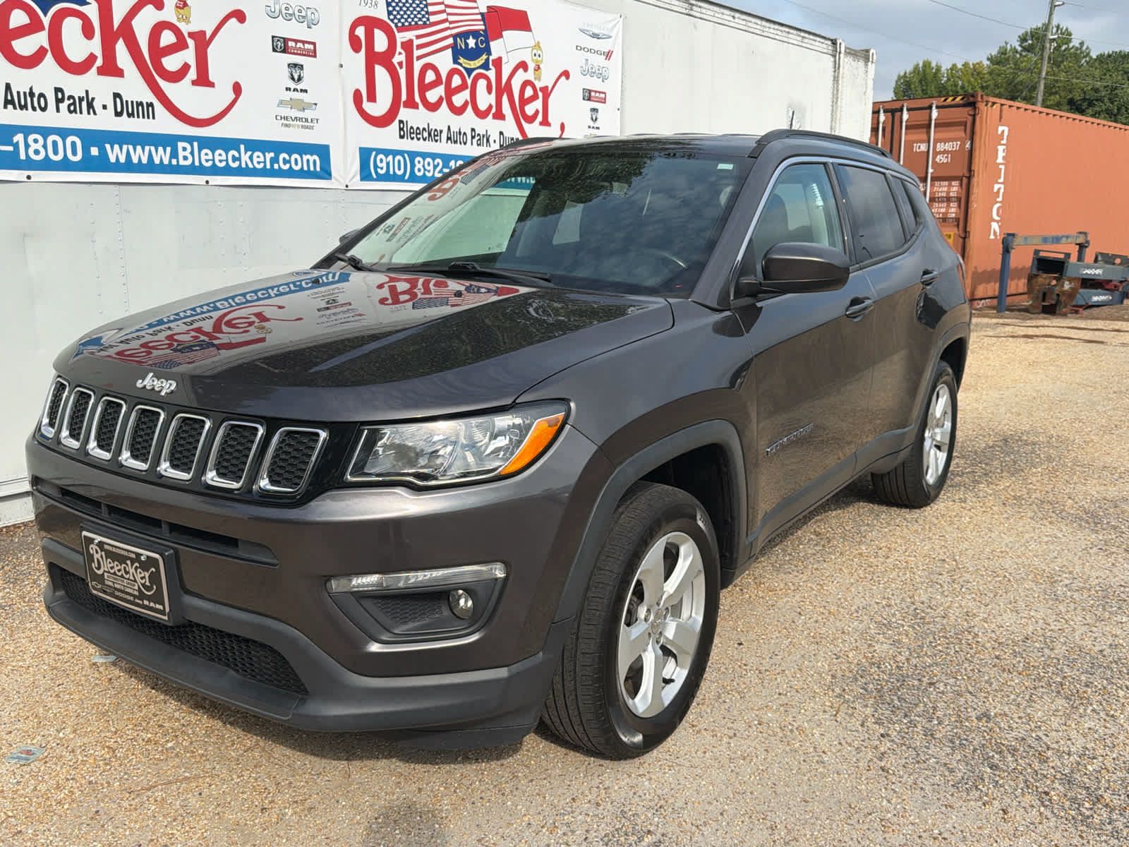 Used 2018 Jeep Compass Latitude w/ Popular Equipment Group AWD/4WD image 6