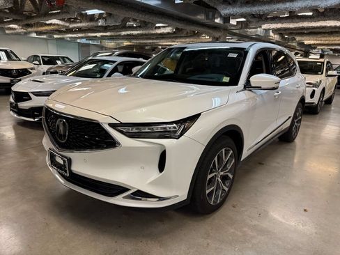Certified 2023 Acura MDX SH-AWD w/ Technology Package image 10