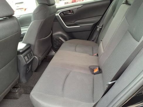 Used 2024 Toyota RAV4 LE AWD/4WD image 13