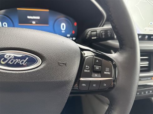 Used 2023 Ford Escape Platinum w/ Class II Trailer Tow Package image 26