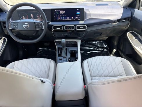 New 2026 Nissan Sentra SL FWD image 10