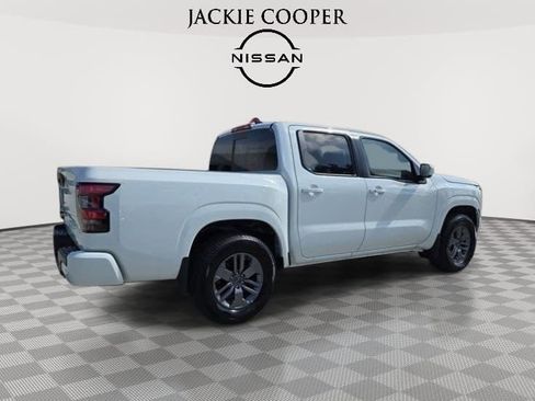 New 2025 Nissan Frontier SV w/ SV Convenience Package RWD image 5