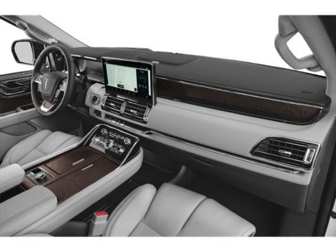 Certified 2024 Lincoln Navigator L Reserve AWD/4WD image 16