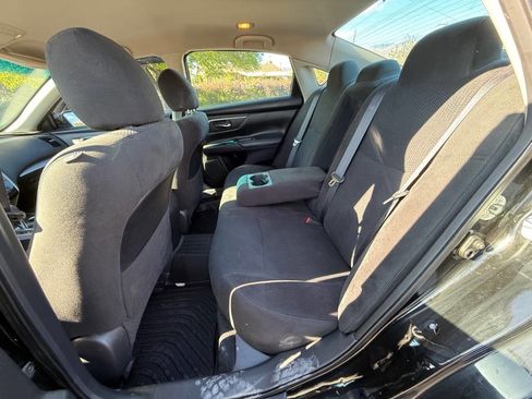 Used 2015 Nissan Altima 2.5 S w/ Special Edition Package image 10