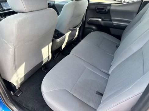 Used 2018 Toyota Tacoma SR5 image 18