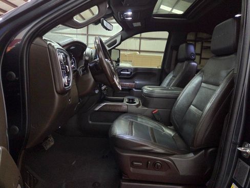 Used 2021 GMC Sierra 3500 Denali w/ Denali Ultimate Package image 71
