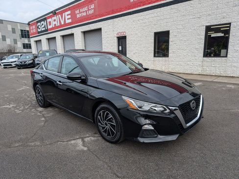 Used 2021 Nissan Altima 2.5 S FWD image 1