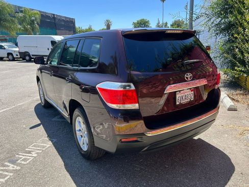 Used 2012 Toyota Highlander FWD image 6