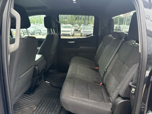 Used 2022 Chevrolet Silverado 1500 Custom AWD/4WD image 18
