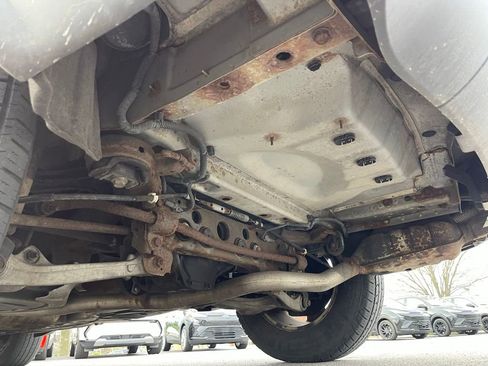 Used 2011 Jeep Grand Cherokee Laredo AWD/4WD image 19