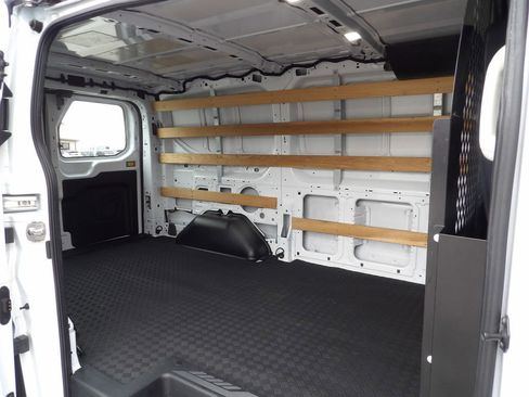 Used 2024 Ford Transit 250 w/ Exterior Upgrade Package image 27