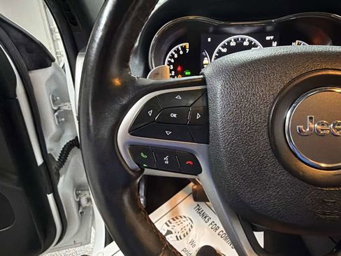 Used 2018 Jeep Grand Cherokee Trailhawk w/ Trailhawk Luxury Group AWD/4WD image 17