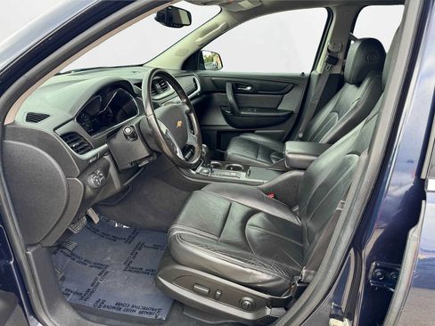 Used 2015 Chevrolet Traverse LT image 12